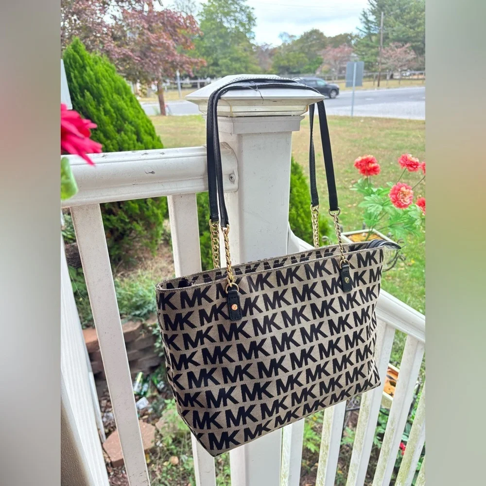 Michael Kors Jet Set Travel Large Chain Shoulder Tote Bag In MK Signature Brown - Picture 5 of 10